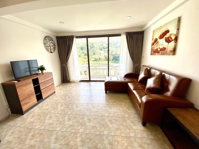 ขายด่วน! คอนโด The Green Golf Residence กะทู้ 48 ตร.ม. ต่ำกว่าราคาประเมิน (Pet-Friendly) 3